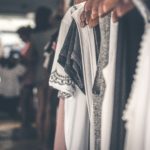 【ミニマリストのクローゼット】服をスッキリ収納する4つのポイント 2023年版